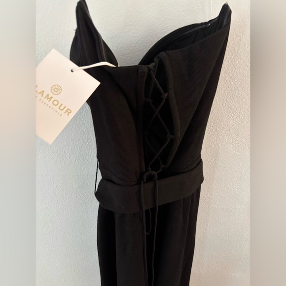 Elegant Black Strapless Jumpsuit - Picture 4 of 5
